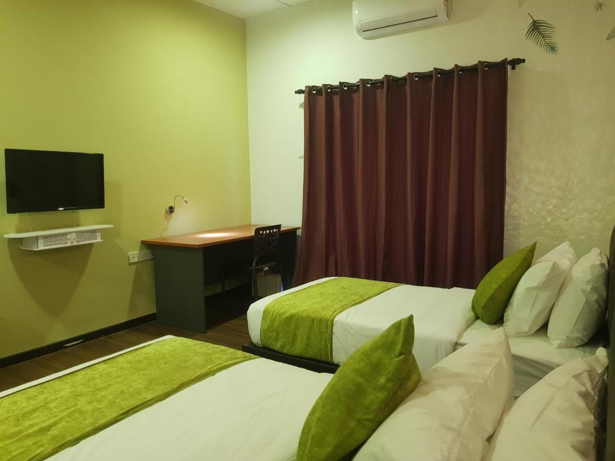Pangkor Holiday Resort Kampong Sungai Udang Екстер'єр фото
