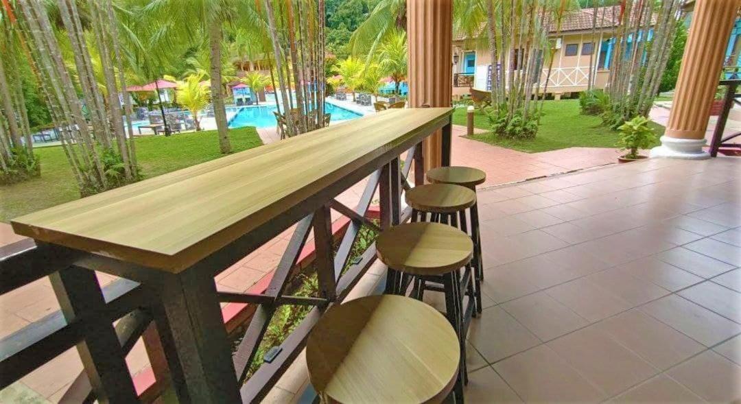 Pangkor Holiday Resort Kampong Sungai Udang Екстер'єр фото
